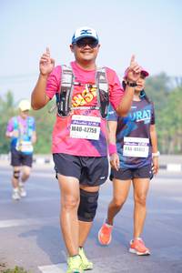 BIB: 42759, 40413
                            <button type="button" onclick="openModal(9503316)" class="btn btn-primary btn-sm float-right btn-popup" data-toggle="modal" data-target=".modal-high-quality">
                        <i class="fas fa-shopping-cart"></i> Add to Cart
                    </button>
                                            <button type="button" onclick="isThisMe(9503316, true)" class="btn btn-success btn-sm float-right btn-popup btn-isme hidden" data-toggle="tooltip" data-placement="bottom" title="นี่คือรูปของคุณใช่ไหม คลิกที่นี่เพื่อเอาเข้าอัลบั้ม">
                        <i class="fas fa-plus"></i> Add to album
                    </button>
                    <button type="button" onclick="isThisMe(9503316, false)" class="btn btn-warning btn-sm float-right btn-popup btn-isnotme hidden">
                        <i class="fas fa-ban"></i> Remove from album
                    </button>