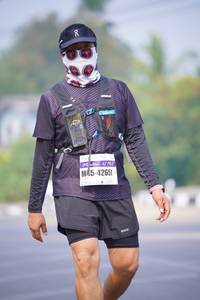 BIB: 421, 42651, 25103
                            <button type="button" onclick="openModal(7731388)" class="btn btn-primary btn-sm float-right btn-popup" data-toggle="modal" data-target=".modal-high-quality">
                        <i class="fas fa-shopping-cart"></i> Add to Cart
                    </button>
                                            <button type="button" onclick="isThisMe(7731388, true)" class="btn btn-success btn-sm float-right btn-popup btn-isme hidden" data-toggle="tooltip" data-placement="bottom" title="นี่คือรูปของคุณใช่ไหม คลิกที่นี่เพื่อเอาเข้าอัลบั้ม">
                        <i class="fas fa-plus"></i> Add to album
                    </button>
                    <button type="button" onclick="isThisMe(7731388, false)" class="btn btn-warning btn-sm float-right btn-popup btn-isnotme hidden">
                        <i class="fas fa-ban"></i> Remove from album
                    </button>