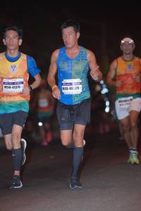 BIB: 41375, 46529, 040
                            <button type="button" onclick="openModal(9956946)" class="btn btn-primary btn-sm float-right btn-popup" data-toggle="modal" data-target=".modal-high-quality">
                        <i class="fas fa-shopping-cart"></i> Add to Cart
                    </button>
                                            <button type="button" onclick="isThisMe(9956946, true)" class="btn btn-success btn-sm float-right btn-popup btn-isme hidden" data-toggle="tooltip" data-placement="bottom" title="นี่คือรูปของคุณใช่ไหม คลิกที่นี่เพื่อเอาเข้าอัลบั้ม">
                        <i class="fas fa-plus"></i> Add to album
                    </button>
                    <button type="button" onclick="isThisMe(9956946, false)" class="btn btn-warning btn-sm float-right btn-popup btn-isnotme hidden">
                        <i class="fas fa-ban"></i> Remove from album
                    </button>