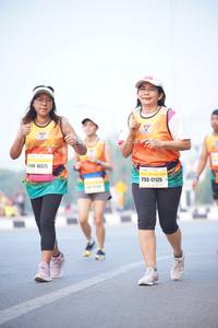 BIB: 16575, 17125
                            <button type="button" onclick="openModal(8428992)" class="btn btn-primary btn-sm float-right btn-popup" data-toggle="modal" data-target=".modal-high-quality">
                        <i class="fas fa-shopping-cart"></i> Add to Cart
                    </button>
                                            <button type="button" onclick="isThisMe(8428992, true)" class="btn btn-success btn-sm float-right btn-popup btn-isme hidden" data-toggle="tooltip" data-placement="bottom" title="นี่คือรูปของคุณใช่ไหม คลิกที่นี่เพื่อเอาเข้าอัลบั้ม">
                        <i class="fas fa-plus"></i> Add to album
                    </button>
                    <button type="button" onclick="isThisMe(8428992, false)" class="btn btn-warning btn-sm float-right btn-popup btn-isnotme hidden">
                        <i class="fas fa-ban"></i> Remove from album
                    </button>