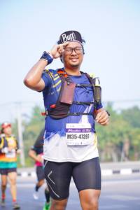 BIB: 1214, 47397
                            <button type="button" onclick="openModal(9504627)" class="btn btn-primary btn-sm float-right btn-popup" data-toggle="modal" data-target=".modal-high-quality">
                        <i class="fas fa-shopping-cart"></i> Add to Cart
                    </button>
                                            <button type="button" onclick="isThisMe(9504627, true)" class="btn btn-success btn-sm float-right btn-popup btn-isme hidden" data-toggle="tooltip" data-placement="bottom" title="นี่คือรูปของคุณใช่ไหม คลิกที่นี่เพื่อเอาเข้าอัลบั้ม">
                        <i class="fas fa-plus"></i> Add to album
                    </button>
                    <button type="button" onclick="isThisMe(9504627, false)" class="btn btn-warning btn-sm float-right btn-popup btn-isnotme hidden">
                        <i class="fas fa-ban"></i> Remove from album
                    </button>