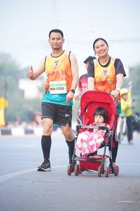 BIB: 27333
                            <button type="button" onclick="openModal(8487913)" class="btn btn-primary btn-sm float-right btn-popup" data-toggle="modal" data-target=".modal-high-quality">
                        <i class="fas fa-shopping-cart"></i> Add to Cart
                    </button>
                                            <button type="button" onclick="isThisMe(8487913, true)" class="btn btn-success btn-sm float-right btn-popup btn-isme hidden" data-toggle="tooltip" data-placement="bottom" title="นี่คือรูปของคุณใช่ไหม คลิกที่นี่เพื่อเอาเข้าอัลบั้ม">
                        <i class="fas fa-plus"></i> Add to album
                    </button>
                    <button type="button" onclick="isThisMe(8487913, false)" class="btn btn-warning btn-sm float-right btn-popup btn-isnotme hidden">
                        <i class="fas fa-ban"></i> Remove from album
                    </button>