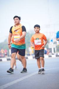 BIB: 022
                            <button type="button" onclick="openModal(8419906)" class="btn btn-primary btn-sm float-right btn-popup" data-toggle="modal" data-target=".modal-high-quality">
                        <i class="fas fa-shopping-cart"></i> Add to Cart
                    </button>
                                            <button type="button" onclick="isThisMe(8419906, true)" class="btn btn-success btn-sm float-right btn-popup btn-isme hidden" data-toggle="tooltip" data-placement="bottom" title="นี่คือรูปของคุณใช่ไหม คลิกที่นี่เพื่อเอาเข้าอัลบั้ม">
                        <i class="fas fa-plus"></i> Add to album
                    </button>
                    <button type="button" onclick="isThisMe(8419906, false)" class="btn btn-warning btn-sm float-right btn-popup btn-isnotme hidden">
                        <i class="fas fa-ban"></i> Remove from album
                    </button>