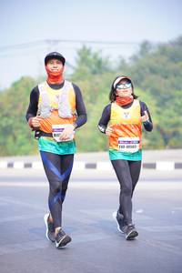 BIB: 40503
                            <button type="button" onclick="openModal(9506708)" class="btn btn-primary btn-sm float-right btn-popup" data-toggle="modal" data-target=".modal-high-quality">
                        <i class="fas fa-shopping-cart"></i> Add to Cart
                    </button>
                                            <button type="button" onclick="isThisMe(9506708, true)" class="btn btn-success btn-sm float-right btn-popup btn-isme hidden" data-toggle="tooltip" data-placement="bottom" title="นี่คือรูปของคุณใช่ไหม คลิกที่นี่เพื่อเอาเข้าอัลบั้ม">
                        <i class="fas fa-plus"></i> Add to album
                    </button>
                    <button type="button" onclick="isThisMe(9506708, false)" class="btn btn-warning btn-sm float-right btn-popup btn-isnotme hidden">
                        <i class="fas fa-ban"></i> Remove from album
                    </button>