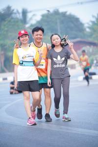 BIB: 1120
                            <button type="button" onclick="openModal(8873072)" class="btn btn-primary btn-sm float-right btn-popup" data-toggle="modal" data-target=".modal-high-quality">
                        <i class="fas fa-shopping-cart"></i> Add to Cart
                    </button>
                                            <button type="button" onclick="isThisMe(8873072, true)" class="btn btn-success btn-sm float-right btn-popup btn-isme hidden" data-toggle="tooltip" data-placement="bottom" title="นี่คือรูปของคุณใช่ไหม คลิกที่นี่เพื่อเอาเข้าอัลบั้ม">
                        <i class="fas fa-plus"></i> Add to album
                    </button>
                    <button type="button" onclick="isThisMe(8873072, false)" class="btn btn-warning btn-sm float-right btn-popup btn-isnotme hidden">
                        <i class="fas fa-ban"></i> Remove from album
                    </button>