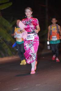 BIB: 416
                            <button type="button" onclick="openModal(10013749)" class="btn btn-primary btn-sm float-right btn-popup" data-toggle="modal" data-target=".modal-high-quality">
                        <i class="fas fa-shopping-cart"></i> Add to Cart
                    </button>
                                            <button type="button" onclick="isThisMe(10013749, true)" class="btn btn-success btn-sm float-right btn-popup btn-isme hidden" data-toggle="tooltip" data-placement="bottom" title="นี่คือรูปของคุณใช่ไหม คลิกที่นี่เพื่อเอาเข้าอัลบั้ม">
                        <i class="fas fa-plus"></i> Add to album
                    </button>
                    <button type="button" onclick="isThisMe(10013749, false)" class="btn btn-warning btn-sm float-right btn-popup btn-isnotme hidden">
                        <i class="fas fa-ban"></i> Remove from album
                    </button>