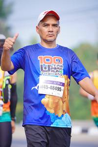 BIB: 42195, 48495
                            <button type="button" onclick="openModal(9467986)" class="btn btn-primary btn-sm float-right btn-popup" data-toggle="modal" data-target=".modal-high-quality">
                        <i class="fas fa-shopping-cart"></i> Add to Cart
                    </button>
                                            <button type="button" onclick="isThisMe(9467986, true)" class="btn btn-success btn-sm float-right btn-popup btn-isme hidden" data-toggle="tooltip" data-placement="bottom" title="นี่คือรูปของคุณใช่ไหม คลิกที่นี่เพื่อเอาเข้าอัลบั้ม">
                        <i class="fas fa-plus"></i> Add to album
                    </button>
                    <button type="button" onclick="isThisMe(9467986, false)" class="btn btn-warning btn-sm float-right btn-popup btn-isnotme hidden">
                        <i class="fas fa-ban"></i> Remove from album
                    </button>