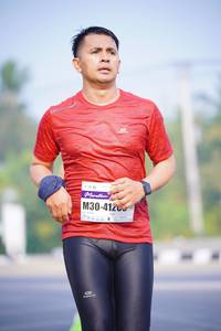 BIB: 4120
                            <button type="button" onclick="openModal(9978658)" class="btn btn-primary btn-sm float-right btn-popup" data-toggle="modal" data-target=".modal-high-quality">
                        <i class="fas fa-shopping-cart"></i> Add to Cart
                    </button>
                                            <button type="button" onclick="isThisMe(9978658, true)" class="btn btn-success btn-sm float-right btn-popup btn-isme hidden" data-toggle="tooltip" data-placement="bottom" title="นี่คือรูปของคุณใช่ไหม คลิกที่นี่เพื่อเอาเข้าอัลบั้ม">
                        <i class="fas fa-plus"></i> Add to album
                    </button>
                    <button type="button" onclick="isThisMe(9978658, false)" class="btn btn-warning btn-sm float-right btn-popup btn-isnotme hidden">
                        <i class="fas fa-ban"></i> Remove from album
                    </button>