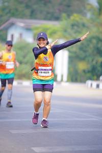 BIB: 40375
                            <button type="button" onclick="openModal(9470490)" class="btn btn-primary btn-sm float-right btn-popup" data-toggle="modal" data-target=".modal-high-quality">
                        <i class="fas fa-shopping-cart"></i> Add to Cart
                    </button>
                                            <button type="button" onclick="isThisMe(9470490, true)" class="btn btn-success btn-sm float-right btn-popup btn-isme hidden" data-toggle="tooltip" data-placement="bottom" title="นี่คือรูปของคุณใช่ไหม คลิกที่นี่เพื่อเอาเข้าอัลบั้ม">
                        <i class="fas fa-plus"></i> Add to album
                    </button>
                    <button type="button" onclick="isThisMe(9470490, false)" class="btn btn-warning btn-sm float-right btn-popup btn-isnotme hidden">
                        <i class="fas fa-ban"></i> Remove from album
                    </button>