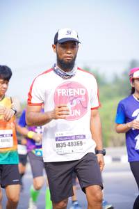 BIB: 4096, 199, 40369
                            <button type="button" onclick="openModal(9506455)" class="btn btn-primary btn-sm float-right btn-popup" data-toggle="modal" data-target=".modal-high-quality">
                        <i class="fas fa-shopping-cart"></i> Add to Cart
                    </button>
                                            <button type="button" onclick="isThisMe(9506455, true)" class="btn btn-success btn-sm float-right btn-popup btn-isme hidden" data-toggle="tooltip" data-placement="bottom" title="นี่คือรูปของคุณใช่ไหม คลิกที่นี่เพื่อเอาเข้าอัลบั้ม">
                        <i class="fas fa-plus"></i> Add to album
                    </button>
                    <button type="button" onclick="isThisMe(9506455, false)" class="btn btn-warning btn-sm float-right btn-popup btn-isnotme hidden">
                        <i class="fas fa-ban"></i> Remove from album
                    </button>