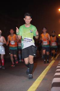 BIB: 40769
                            <button type="button" onclick="openModal(9974390)" class="btn btn-primary btn-sm float-right btn-popup" data-toggle="modal" data-target=".modal-high-quality">
                        <i class="fas fa-shopping-cart"></i> Add to Cart
                    </button>
                                            <button type="button" onclick="isThisMe(9974390, true)" class="btn btn-success btn-sm float-right btn-popup btn-isme hidden" data-toggle="tooltip" data-placement="bottom" title="นี่คือรูปของคุณใช่ไหม คลิกที่นี่เพื่อเอาเข้าอัลบั้ม">
                        <i class="fas fa-plus"></i> Add to album
                    </button>
                    <button type="button" onclick="isThisMe(9974390, false)" class="btn btn-warning btn-sm float-right btn-popup btn-isnotme hidden">
                        <i class="fas fa-ban"></i> Remove from album
                    </button>