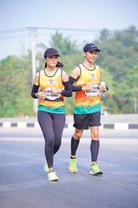 BIB: 4042, 45064
                            <button type="button" onclick="openModal(9504434)" class="btn btn-primary btn-sm float-right btn-popup" data-toggle="modal" data-target=".modal-high-quality">
                        <i class="fas fa-shopping-cart"></i> Add to Cart
                    </button>
                                            <button type="button" onclick="isThisMe(9504434, true)" class="btn btn-success btn-sm float-right btn-popup btn-isme hidden" data-toggle="tooltip" data-placement="bottom" title="นี่คือรูปของคุณใช่ไหม คลิกที่นี่เพื่อเอาเข้าอัลบั้ม">
                        <i class="fas fa-plus"></i> Add to album
                    </button>
                    <button type="button" onclick="isThisMe(9504434, false)" class="btn btn-warning btn-sm float-right btn-popup btn-isnotme hidden">
                        <i class="fas fa-ban"></i> Remove from album
                    </button>
