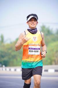 BIB: 42195, 41810
                            <button type="button" onclick="openModal(9470035)" class="btn btn-primary btn-sm float-right btn-popup" data-toggle="modal" data-target=".modal-high-quality">
                        <i class="fas fa-shopping-cart"></i> Add to Cart
                    </button>
                                            <button type="button" onclick="isThisMe(9470035, true)" class="btn btn-success btn-sm float-right btn-popup btn-isme hidden" data-toggle="tooltip" data-placement="bottom" title="นี่คือรูปของคุณใช่ไหม คลิกที่นี่เพื่อเอาเข้าอัลบั้ม">
                        <i class="fas fa-plus"></i> Add to album
                    </button>
                    <button type="button" onclick="isThisMe(9470035, false)" class="btn btn-warning btn-sm float-right btn-popup btn-isnotme hidden">
                        <i class="fas fa-ban"></i> Remove from album
                    </button>