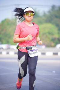 BIB: 40219
                            <button type="button" onclick="openModal(9508578)" class="btn btn-primary btn-sm float-right btn-popup" data-toggle="modal" data-target=".modal-high-quality">
                        <i class="fas fa-shopping-cart"></i> Add to Cart
                    </button>
                                            <button type="button" onclick="isThisMe(9508578, true)" class="btn btn-success btn-sm float-right btn-popup btn-isme hidden" data-toggle="tooltip" data-placement="bottom" title="นี่คือรูปของคุณใช่ไหม คลิกที่นี่เพื่อเอาเข้าอัลบั้ม">
                        <i class="fas fa-plus"></i> Add to album
                    </button>
                    <button type="button" onclick="isThisMe(9508578, false)" class="btn btn-warning btn-sm float-right btn-popup btn-isnotme hidden">
                        <i class="fas fa-ban"></i> Remove from album
                    </button>
