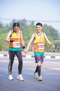 BIB: 45334, 46699
                            <button type="button" onclick="openModal(9165961)" class="btn btn-primary btn-sm float-right btn-popup" data-toggle="modal" data-target=".modal-high-quality">
                        <i class="fas fa-shopping-cart"></i> Add to Cart
                    </button>
                                            <button type="button" onclick="isThisMe(9165961, true)" class="btn btn-success btn-sm float-right btn-popup btn-isme hidden" data-toggle="tooltip" data-placement="bottom" title="นี่คือรูปของคุณใช่ไหม คลิกที่นี่เพื่อเอาเข้าอัลบั้ม">
                        <i class="fas fa-plus"></i> Add to album
                    </button>
                    <button type="button" onclick="isThisMe(9165961, false)" class="btn btn-warning btn-sm float-right btn-popup btn-isnotme hidden">
                        <i class="fas fa-ban"></i> Remove from album
                    </button>