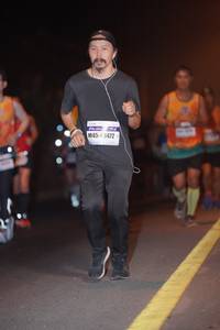 BIB: 40472
                            <button type="button" onclick="openModal(9975491)" class="btn btn-primary btn-sm float-right btn-popup" data-toggle="modal" data-target=".modal-high-quality">
                        <i class="fas fa-shopping-cart"></i> Add to Cart
                    </button>
                                            <button type="button" onclick="isThisMe(9975491, true)" class="btn btn-success btn-sm float-right btn-popup btn-isme hidden" data-toggle="tooltip" data-placement="bottom" title="นี่คือรูปของคุณใช่ไหม คลิกที่นี่เพื่อเอาเข้าอัลบั้ม">
                        <i class="fas fa-plus"></i> Add to album
                    </button>
                    <button type="button" onclick="isThisMe(9975491, false)" class="btn btn-warning btn-sm float-right btn-popup btn-isnotme hidden">
                        <i class="fas fa-ban"></i> Remove from album
                    </button>