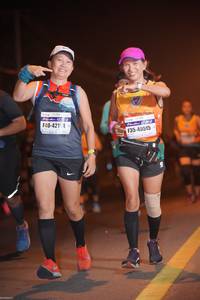 BIB: 421, 40515
                            <button type="button" onclick="openModal(10008551)" class="btn btn-primary btn-sm float-right btn-popup" data-toggle="modal" data-target=".modal-high-quality">
                        <i class="fas fa-shopping-cart"></i> Add to Cart
                    </button>
                                            <button type="button" onclick="isThisMe(10008551, true)" class="btn btn-success btn-sm float-right btn-popup btn-isme hidden" data-toggle="tooltip" data-placement="bottom" title="นี่คือรูปของคุณใช่ไหม คลิกที่นี่เพื่อเอาเข้าอัลบั้ม">
                        <i class="fas fa-plus"></i> Add to album
                    </button>
                    <button type="button" onclick="isThisMe(10008551, false)" class="btn btn-warning btn-sm float-right btn-popup btn-isnotme hidden">
                        <i class="fas fa-ban"></i> Remove from album
                    </button>