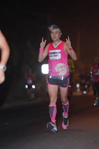 BIB: 4088
                            <button type="button" onclick="openModal(9966272)" class="btn btn-primary btn-sm float-right btn-popup" data-toggle="modal" data-target=".modal-high-quality">
                        <i class="fas fa-shopping-cart"></i> Add to Cart
                    </button>
                                            <button type="button" onclick="isThisMe(9966272, true)" class="btn btn-success btn-sm float-right btn-popup btn-isme hidden" data-toggle="tooltip" data-placement="bottom" title="นี่คือรูปของคุณใช่ไหม คลิกที่นี่เพื่อเอาเข้าอัลบั้ม">
                        <i class="fas fa-plus"></i> Add to album
                    </button>
                    <button type="button" onclick="isThisMe(9966272, false)" class="btn btn-warning btn-sm float-right btn-popup btn-isnotme hidden">
                        <i class="fas fa-ban"></i> Remove from album
                    </button>