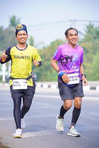 BIB: 46891, 455
                            <button type="button" onclick="openModal(9467108)" class="btn btn-primary btn-sm float-right btn-popup" data-toggle="modal" data-target=".modal-high-quality">
                        <i class="fas fa-shopping-cart"></i> Add to Cart
                    </button>
                                            <button type="button" onclick="isThisMe(9467108, true)" class="btn btn-success btn-sm float-right btn-popup btn-isme hidden" data-toggle="tooltip" data-placement="bottom" title="นี่คือรูปของคุณใช่ไหม คลิกที่นี่เพื่อเอาเข้าอัลบั้ม">
                        <i class="fas fa-plus"></i> Add to album
                    </button>
                    <button type="button" onclick="isThisMe(9467108, false)" class="btn btn-warning btn-sm float-right btn-popup btn-isnotme hidden">
                        <i class="fas fa-ban"></i> Remove from album
                    </button>