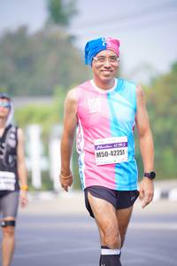 BIB: 104, 1219, 42251
                            <button type="button" onclick="openModal(9450123)" class="btn btn-primary btn-sm float-right btn-popup" data-toggle="modal" data-target=".modal-high-quality">
                        <i class="fas fa-shopping-cart"></i> Add to Cart
                    </button>
                                            <button type="button" onclick="isThisMe(9450123, true)" class="btn btn-success btn-sm float-right btn-popup btn-isme hidden" data-toggle="tooltip" data-placement="bottom" title="นี่คือรูปของคุณใช่ไหม คลิกที่นี่เพื่อเอาเข้าอัลบั้ม">
                        <i class="fas fa-plus"></i> Add to album
                    </button>
                    <button type="button" onclick="isThisMe(9450123, false)" class="btn btn-warning btn-sm float-right btn-popup btn-isnotme hidden">
                        <i class="fas fa-ban"></i> Remove from album
                    </button>