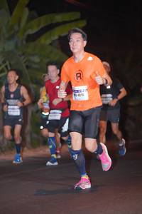 BIB: 4810
                            <button type="button" onclick="openModal(9959701)" class="btn btn-primary btn-sm float-right btn-popup" data-toggle="modal" data-target=".modal-high-quality">
                        <i class="fas fa-shopping-cart"></i> Add to Cart
                    </button>
                                            <button type="button" onclick="isThisMe(9959701, true)" class="btn btn-success btn-sm float-right btn-popup btn-isme hidden" data-toggle="tooltip" data-placement="bottom" title="นี่คือรูปของคุณใช่ไหม คลิกที่นี่เพื่อเอาเข้าอัลบั้ม">
                        <i class="fas fa-plus"></i> Add to album
                    </button>
                    <button type="button" onclick="isThisMe(9959701, false)" class="btn btn-warning btn-sm float-right btn-popup btn-isnotme hidden">
                        <i class="fas fa-ban"></i> Remove from album
                    </button>