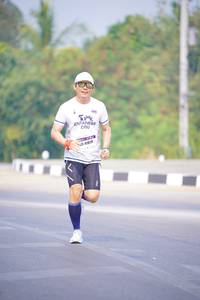 BIB: 4819
                            <button type="button" onclick="openModal(9449635)" class="btn btn-primary btn-sm float-right btn-popup" data-toggle="modal" data-target=".modal-high-quality">
                        <i class="fas fa-shopping-cart"></i> Add to Cart
                    </button>
                                            <button type="button" onclick="isThisMe(9449635, true)" class="btn btn-success btn-sm float-right btn-popup btn-isme hidden" data-toggle="tooltip" data-placement="bottom" title="นี่คือรูปของคุณใช่ไหม คลิกที่นี่เพื่อเอาเข้าอัลบั้ม">
                        <i class="fas fa-plus"></i> Add to album
                    </button>
                    <button type="button" onclick="isThisMe(9449635, false)" class="btn btn-warning btn-sm float-right btn-popup btn-isnotme hidden">
                        <i class="fas fa-ban"></i> Remove from album
                    </button>