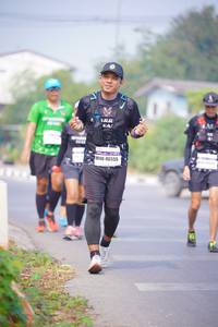 BIB: 46555, 139
                            <button type="button" onclick="openModal(9449293)" class="btn btn-primary btn-sm float-right btn-popup" data-toggle="modal" data-target=".modal-high-quality">
                        <i class="fas fa-shopping-cart"></i> Add to Cart
                    </button>
                                            <button type="button" onclick="isThisMe(9449293, true)" class="btn btn-success btn-sm float-right btn-popup btn-isme hidden" data-toggle="tooltip" data-placement="bottom" title="นี่คือรูปของคุณใช่ไหม คลิกที่นี่เพื่อเอาเข้าอัลบั้ม">
                        <i class="fas fa-plus"></i> Add to album
                    </button>
                    <button type="button" onclick="isThisMe(9449293, false)" class="btn btn-warning btn-sm float-right btn-popup btn-isnotme hidden">
                        <i class="fas fa-ban"></i> Remove from album
                    </button>