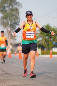 BIB: 40420
                            <button type="button" onclick="openModal(10423457)" class="btn btn-primary btn-sm float-right btn-popup" data-toggle="modal" data-target=".modal-high-quality">
                        <i class="fas fa-shopping-cart"></i> Add to Cart
                    </button>
                                            <button type="button" onclick="isThisMe(10423457, true)" class="btn btn-success btn-sm float-right btn-popup btn-isme hidden" data-toggle="tooltip" data-placement="bottom" title="นี่คือรูปของคุณใช่ไหม คลิกที่นี่เพื่อเอาเข้าอัลบั้ม">
                        <i class="fas fa-plus"></i> Add to album
                    </button>
                    <button type="button" onclick="isThisMe(10423457, false)" class="btn btn-warning btn-sm float-right btn-popup btn-isnotme hidden">
                        <i class="fas fa-ban"></i> Remove from album
                    </button>