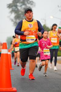 BIB: 11805, 16224
                            <button type="button" onclick="openModal(9197377)" class="btn btn-primary btn-sm float-right btn-popup" data-toggle="modal" data-target=".modal-high-quality">
                        <i class="fas fa-shopping-cart"></i> Add to Cart
                    </button>
                                            <button type="button" onclick="isThisMe(9197377, true)" class="btn btn-success btn-sm float-right btn-popup btn-isme hidden" data-toggle="tooltip" data-placement="bottom" title="นี่คือรูปของคุณใช่ไหม คลิกที่นี่เพื่อเอาเข้าอัลบั้ม">
                        <i class="fas fa-plus"></i> Add to album
                    </button>
                    <button type="button" onclick="isThisMe(9197377, false)" class="btn btn-warning btn-sm float-right btn-popup btn-isnotme hidden">
                        <i class="fas fa-ban"></i> Remove from album
                    </button>