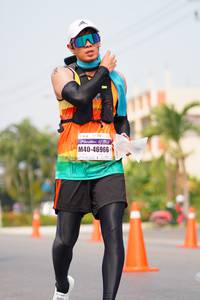 BIB: 4219, 46966
                            <button type="button" onclick="openModal(7396825)" class="btn btn-primary btn-sm float-right btn-popup" data-toggle="modal" data-target=".modal-high-quality">
                        <i class="fas fa-shopping-cart"></i> Add to Cart
                    </button>
                                            <button type="button" onclick="isThisMe(7396825, true)" class="btn btn-success btn-sm float-right btn-popup btn-isme hidden" data-toggle="tooltip" data-placement="bottom" title="นี่คือรูปของคุณใช่ไหม คลิกที่นี่เพื่อเอาเข้าอัลบั้ม">
                        <i class="fas fa-plus"></i> Add to album
                    </button>
                    <button type="button" onclick="isThisMe(7396825, false)" class="btn btn-warning btn-sm float-right btn-popup btn-isnotme hidden">
                        <i class="fas fa-ban"></i> Remove from album
                    </button>