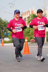 BIB: 47019, 45580
                            <button type="button" onclick="openModal(7393771)" class="btn btn-primary btn-sm float-right btn-popup" data-toggle="modal" data-target=".modal-high-quality">
                        <i class="fas fa-shopping-cart"></i> Add to Cart
                    </button>
                                            <button type="button" onclick="isThisMe(7393771, true)" class="btn btn-success btn-sm float-right btn-popup btn-isme hidden" data-toggle="tooltip" data-placement="bottom" title="นี่คือรูปของคุณใช่ไหม คลิกที่นี่เพื่อเอาเข้าอัลบั้ม">
                        <i class="fas fa-plus"></i> Add to album
                    </button>
                    <button type="button" onclick="isThisMe(7393771, false)" class="btn btn-warning btn-sm float-right btn-popup btn-isnotme hidden">
                        <i class="fas fa-ban"></i> Remove from album
                    </button>