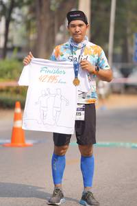 BIB: 42195, 125
                            <button type="button" onclick="openModal(8826288)" class="btn btn-primary btn-sm float-right btn-popup" data-toggle="modal" data-target=".modal-high-quality">
                        <i class="fas fa-shopping-cart"></i> Add to Cart
                    </button>
                                            <button type="button" onclick="isThisMe(8826288, true)" class="btn btn-success btn-sm float-right btn-popup btn-isme hidden" data-toggle="tooltip" data-placement="bottom" title="นี่คือรูปของคุณใช่ไหม คลิกที่นี่เพื่อเอาเข้าอัลบั้ม">
                        <i class="fas fa-plus"></i> Add to album
                    </button>
                    <button type="button" onclick="isThisMe(8826288, false)" class="btn btn-warning btn-sm float-right btn-popup btn-isnotme hidden">
                        <i class="fas fa-ban"></i> Remove from album
                    </button>