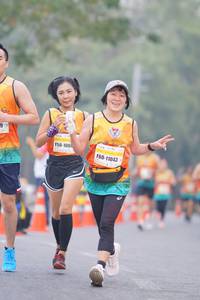 BIB: 100, 11043
                            <button type="button" onclick="openModal(7442458)" class="btn btn-primary btn-sm float-right btn-popup" data-toggle="modal" data-target=".modal-high-quality">
                        <i class="fas fa-shopping-cart"></i> Add to Cart
                    </button>
                                            <button type="button" onclick="isThisMe(7442458, true)" class="btn btn-success btn-sm float-right btn-popup btn-isme hidden" data-toggle="tooltip" data-placement="bottom" title="นี่คือรูปของคุณใช่ไหม คลิกที่นี่เพื่อเอาเข้าอัลบั้ม">
                        <i class="fas fa-plus"></i> Add to album
                    </button>
                    <button type="button" onclick="isThisMe(7442458, false)" class="btn btn-warning btn-sm float-right btn-popup btn-isnotme hidden">
                        <i class="fas fa-ban"></i> Remove from album
                    </button>