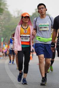 BIB: 20821, 40007
                            <button type="button" onclick="openModal(8996462)" class="btn btn-primary btn-sm float-right btn-popup" data-toggle="modal" data-target=".modal-high-quality">
                        <i class="fas fa-shopping-cart"></i> Add to Cart
                    </button>
                                            <button type="button" onclick="isThisMe(8996462, true)" class="btn btn-success btn-sm float-right btn-popup btn-isme hidden" data-toggle="tooltip" data-placement="bottom" title="นี่คือรูปของคุณใช่ไหม คลิกที่นี่เพื่อเอาเข้าอัลบั้ม">
                        <i class="fas fa-plus"></i> Add to album
                    </button>
                    <button type="button" onclick="isThisMe(8996462, false)" class="btn btn-warning btn-sm float-right btn-popup btn-isnotme hidden">
                        <i class="fas fa-ban"></i> Remove from album
                    </button>