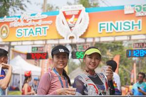 BIB: 1071, 4295, 2812
                            <button type="button" onclick="openModal(9008362)" class="btn btn-primary btn-sm float-right btn-popup" data-toggle="modal" data-target=".modal-high-quality">
                        <i class="fas fa-shopping-cart"></i> Add to Cart
                    </button>
                                            <button type="button" onclick="isThisMe(9008362, true)" class="btn btn-success btn-sm float-right btn-popup btn-isme hidden" data-toggle="tooltip" data-placement="bottom" title="นี่คือรูปของคุณใช่ไหม คลิกที่นี่เพื่อเอาเข้าอัลบั้ม">
                        <i class="fas fa-plus"></i> Add to album
                    </button>
                    <button type="button" onclick="isThisMe(9008362, false)" class="btn btn-warning btn-sm float-right btn-popup btn-isnotme hidden">
                        <i class="fas fa-ban"></i> Remove from album
                    </button>