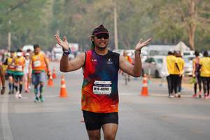 BIB: 660, 40709
                            <button type="button" onclick="openModal(8993333)" class="btn btn-primary btn-sm float-right btn-popup" data-toggle="modal" data-target=".modal-high-quality">
                        <i class="fas fa-shopping-cart"></i> Add to Cart
                    </button>
                                            <button type="button" onclick="isThisMe(8993333, true)" class="btn btn-success btn-sm float-right btn-popup btn-isme hidden" data-toggle="tooltip" data-placement="bottom" title="นี่คือรูปของคุณใช่ไหม คลิกที่นี่เพื่อเอาเข้าอัลบั้ม">
                        <i class="fas fa-plus"></i> Add to album
                    </button>
                    <button type="button" onclick="isThisMe(8993333, false)" class="btn btn-warning btn-sm float-right btn-popup btn-isnotme hidden">
                        <i class="fas fa-ban"></i> Remove from album
                    </button>