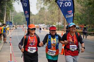 BIB: 740, 700, 41473
                            <button type="button" onclick="openModal(9007614)" class="btn btn-primary btn-sm float-right btn-popup" data-toggle="modal" data-target=".modal-high-quality">
                        <i class="fas fa-shopping-cart"></i> Add to Cart
                    </button>
                                            <button type="button" onclick="isThisMe(9007614, true)" class="btn btn-success btn-sm float-right btn-popup btn-isme hidden" data-toggle="tooltip" data-placement="bottom" title="นี่คือรูปของคุณใช่ไหม คลิกที่นี่เพื่อเอาเข้าอัลบั้ม">
                        <i class="fas fa-plus"></i> Add to album
                    </button>
                    <button type="button" onclick="isThisMe(9007614, false)" class="btn btn-warning btn-sm float-right btn-popup btn-isnotme hidden">
                        <i class="fas fa-ban"></i> Remove from album
                    </button>