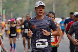 BIB: 325, 42195, 42284
                            <button type="button" onclick="openModal(8989086)" class="btn btn-primary btn-sm float-right btn-popup" data-toggle="modal" data-target=".modal-high-quality">
                        <i class="fas fa-shopping-cart"></i> Add to Cart
                    </button>
                                            <button type="button" onclick="isThisMe(8989086, true)" class="btn btn-success btn-sm float-right btn-popup btn-isme hidden" data-toggle="tooltip" data-placement="bottom" title="นี่คือรูปของคุณใช่ไหม คลิกที่นี่เพื่อเอาเข้าอัลบั้ม">
                        <i class="fas fa-plus"></i> Add to album
                    </button>
                    <button type="button" onclick="isThisMe(8989086, false)" class="btn btn-warning btn-sm float-right btn-popup btn-isnotme hidden">
                        <i class="fas fa-ban"></i> Remove from album
                    </button>