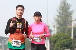 BIB: 45384, 47104
                            <button type="button" onclick="openModal(9116213)" class="btn btn-primary btn-sm float-right btn-popup" data-toggle="modal" data-target=".modal-high-quality">
                        <i class="fas fa-shopping-cart"></i> Add to Cart
                    </button>
                                            <button type="button" onclick="isThisMe(9116213, true)" class="btn btn-success btn-sm float-right btn-popup btn-isme hidden" data-toggle="tooltip" data-placement="bottom" title="นี่คือรูปของคุณใช่ไหม คลิกที่นี่เพื่อเอาเข้าอัลบั้ม">
                        <i class="fas fa-plus"></i> Add to album
                    </button>
                    <button type="button" onclick="isThisMe(9116213, false)" class="btn btn-warning btn-sm float-right btn-popup btn-isnotme hidden">
                        <i class="fas fa-ban"></i> Remove from album
                    </button>