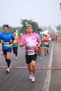 BIB: 424, 42328
                            <button type="button" onclick="openModal(7338697)" class="btn btn-primary btn-sm float-right btn-popup" data-toggle="modal" data-target=".modal-high-quality">
                        <i class="fas fa-shopping-cart"></i> Add to Cart
                    </button>
                                            <button type="button" onclick="isThisMe(7338697, true)" class="btn btn-success btn-sm float-right btn-popup btn-isme hidden" data-toggle="tooltip" data-placement="bottom" title="นี่คือรูปของคุณใช่ไหม คลิกที่นี่เพื่อเอาเข้าอัลบั้ม">
                        <i class="fas fa-plus"></i> Add to album
                    </button>
                    <button type="button" onclick="isThisMe(7338697, false)" class="btn btn-warning btn-sm float-right btn-popup btn-isnotme hidden">
                        <i class="fas fa-ban"></i> Remove from album
                    </button>