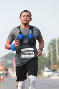 BIB: 42192, 42909
                            <button type="button" onclick="openModal(9106411)" class="btn btn-primary btn-sm float-right btn-popup" data-toggle="modal" data-target=".modal-high-quality">
                        <i class="fas fa-shopping-cart"></i> Add to Cart
                    </button>
                                            <button type="button" onclick="isThisMe(9106411, true)" class="btn btn-success btn-sm float-right btn-popup btn-isme hidden" data-toggle="tooltip" data-placement="bottom" title="นี่คือรูปของคุณใช่ไหม คลิกที่นี่เพื่อเอาเข้าอัลบั้ม">
                        <i class="fas fa-plus"></i> Add to album
                    </button>
                    <button type="button" onclick="isThisMe(9106411, false)" class="btn btn-warning btn-sm float-right btn-popup btn-isnotme hidden">
                        <i class="fas fa-ban"></i> Remove from album
                    </button>
