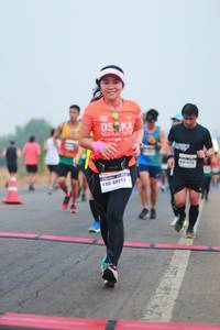 BIB: 40213
                            <button type="button" onclick="openModal(7380063)" class="btn btn-primary btn-sm float-right btn-popup" data-toggle="modal" data-target=".modal-high-quality">
                        <i class="fas fa-shopping-cart"></i> Add to Cart
                    </button>
                                            <button type="button" onclick="isThisMe(7380063, true)" class="btn btn-success btn-sm float-right btn-popup btn-isme hidden" data-toggle="tooltip" data-placement="bottom" title="นี่คือรูปของคุณใช่ไหม คลิกที่นี่เพื่อเอาเข้าอัลบั้ม">
                        <i class="fas fa-plus"></i> Add to album
                    </button>
                    <button type="button" onclick="isThisMe(7380063, false)" class="btn btn-warning btn-sm float-right btn-popup btn-isnotme hidden">
                        <i class="fas fa-ban"></i> Remove from album
                    </button>