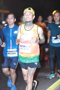 BIB: 45761, 40813
                            <button type="button" onclick="openModal(7577533)" class="btn btn-primary btn-sm float-right btn-popup" data-toggle="modal" data-target=".modal-high-quality">
                        <i class="fas fa-shopping-cart"></i> Add to Cart
                    </button>
                                            <button type="button" onclick="isThisMe(7577533, true)" class="btn btn-success btn-sm float-right btn-popup btn-isme hidden" data-toggle="tooltip" data-placement="bottom" title="นี่คือรูปของคุณใช่ไหม คลิกที่นี่เพื่อเอาเข้าอัลบั้ม">
                        <i class="fas fa-plus"></i> Add to album
                    </button>
                    <button type="button" onclick="isThisMe(7577533, false)" class="btn btn-warning btn-sm float-right btn-popup btn-isnotme hidden">
                        <i class="fas fa-ban"></i> Remove from album
                    </button>