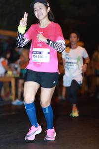 BIB: 406
                            <button type="button" onclick="openModal(7565754)" class="btn btn-primary btn-sm float-right btn-popup" data-toggle="modal" data-target=".modal-high-quality">
                        <i class="fas fa-shopping-cart"></i> Add to Cart
                    </button>
                                            <button type="button" onclick="isThisMe(7565754, true)" class="btn btn-success btn-sm float-right btn-popup btn-isme hidden" data-toggle="tooltip" data-placement="bottom" title="นี่คือรูปของคุณใช่ไหม คลิกที่นี่เพื่อเอาเข้าอัลบั้ม">
                        <i class="fas fa-plus"></i> Add to album
                    </button>
                    <button type="button" onclick="isThisMe(7565754, false)" class="btn btn-warning btn-sm float-right btn-popup btn-isnotme hidden">
                        <i class="fas fa-ban"></i> Remove from album
                    </button>