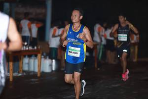 BIB: 26351
                            <button type="button" onclick="openModal(8506894)" class="btn btn-primary btn-sm float-right btn-popup" data-toggle="modal" data-target=".modal-high-quality">
                        <i class="fas fa-shopping-cart"></i> Add to Cart
                    </button>
                                            <button type="button" onclick="isThisMe(8506894, true)" class="btn btn-success btn-sm float-right btn-popup btn-isme hidden" data-toggle="tooltip" data-placement="bottom" title="นี่คือรูปของคุณใช่ไหม คลิกที่นี่เพื่อเอาเข้าอัลบั้ม">
                        <i class="fas fa-plus"></i> Add to album
                    </button>
                    <button type="button" onclick="isThisMe(8506894, false)" class="btn btn-warning btn-sm float-right btn-popup btn-isnotme hidden">
                        <i class="fas fa-ban"></i> Remove from album
                    </button>