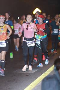 BIB: 4232, 40003, 40145
                            <button type="button" onclick="openModal(7577530)" class="btn btn-primary btn-sm float-right btn-popup" data-toggle="modal" data-target=".modal-high-quality">
                        <i class="fas fa-shopping-cart"></i> Add to Cart
                    </button>
                                            <button type="button" onclick="isThisMe(7577530, true)" class="btn btn-success btn-sm float-right btn-popup btn-isme hidden" data-toggle="tooltip" data-placement="bottom" title="นี่คือรูปของคุณใช่ไหม คลิกที่นี่เพื่อเอาเข้าอัลบั้ม">
                        <i class="fas fa-plus"></i> Add to album
                    </button>
                    <button type="button" onclick="isThisMe(7577530, false)" class="btn btn-warning btn-sm float-right btn-popup btn-isnotme hidden">
                        <i class="fas fa-ban"></i> Remove from album
                    </button>