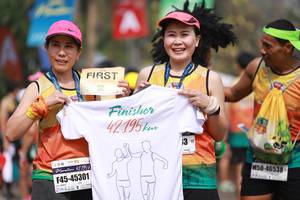 BIB: 42195, 195, 46538, 45301, 
                            <button type="button" onclick="openModal(7492370)" class="btn btn-primary btn-sm float-right btn-popup" data-toggle="modal" data-target=".modal-high-quality">
                        <i class="fas fa-shopping-cart"></i> Add to Cart
                    </button>
                                            <button type="button" onclick="isThisMe(7492370, true)" class="btn btn-success btn-sm float-right btn-popup btn-isme hidden" data-toggle="tooltip" data-placement="bottom" title="นี่คือรูปของคุณใช่ไหม คลิกที่นี่เพื่อเอาเข้าอัลบั้ม">
                        <i class="fas fa-plus"></i> Add to album
                    </button>
                    <button type="button" onclick="isThisMe(7492370, false)" class="btn btn-warning btn-sm float-right btn-popup btn-isnotme hidden">
                        <i class="fas fa-ban"></i> Remove from album
                    </button>