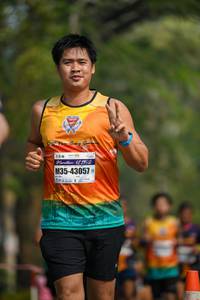 BIB: 421952, 43057
                            <button type="button" onclick="openModal(8876326)" class="btn btn-primary btn-sm float-right btn-popup" data-toggle="modal" data-target=".modal-high-quality">
                        <i class="fas fa-shopping-cart"></i> Add to Cart
                    </button>
                                            <button type="button" onclick="isThisMe(8876326, true)" class="btn btn-success btn-sm float-right btn-popup btn-isme hidden" data-toggle="tooltip" data-placement="bottom" title="นี่คือรูปของคุณใช่ไหม คลิกที่นี่เพื่อเอาเข้าอัลบั้ม">
                        <i class="fas fa-plus"></i> Add to album
                    </button>
                    <button type="button" onclick="isThisMe(8876326, false)" class="btn btn-warning btn-sm float-right btn-popup btn-isnotme hidden">
                        <i class="fas fa-ban"></i> Remove from album
                    </button>