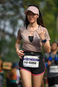 BIB: 421952, 45060
                            <button type="button" onclick="openModal(8898755)" class="btn btn-primary btn-sm float-right btn-popup" data-toggle="modal" data-target=".modal-high-quality">
                        <i class="fas fa-shopping-cart"></i> Add to Cart
                    </button>
                                            <button type="button" onclick="isThisMe(8898755, true)" class="btn btn-success btn-sm float-right btn-popup btn-isme hidden" data-toggle="tooltip" data-placement="bottom" title="นี่คือรูปของคุณใช่ไหม คลิกที่นี่เพื่อเอาเข้าอัลบั้ม">
                        <i class="fas fa-plus"></i> Add to album
                    </button>
                    <button type="button" onclick="isThisMe(8898755, false)" class="btn btn-warning btn-sm float-right btn-popup btn-isnotme hidden">
                        <i class="fas fa-ban"></i> Remove from album
                    </button>