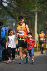 BIB: 45891
                            <button type="button" onclick="openModal(8909698)" class="btn btn-primary btn-sm float-right btn-popup" data-toggle="modal" data-target=".modal-high-quality">
                        <i class="fas fa-shopping-cart"></i> Add to Cart
                    </button>
                                            <button type="button" onclick="isThisMe(8909698, true)" class="btn btn-success btn-sm float-right btn-popup btn-isme hidden" data-toggle="tooltip" data-placement="bottom" title="นี่คือรูปของคุณใช่ไหม คลิกที่นี่เพื่อเอาเข้าอัลบั้ม">
                        <i class="fas fa-plus"></i> Add to album
                    </button>
                    <button type="button" onclick="isThisMe(8909698, false)" class="btn btn-warning btn-sm float-right btn-popup btn-isnotme hidden">
                        <i class="fas fa-ban"></i> Remove from album
                    </button>